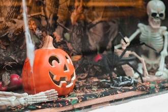 Walk About - Halloween Decorations – Upper West Side